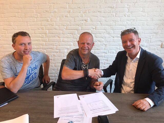 Het Advisie team dat de livegang van Veiling Vaassen viert