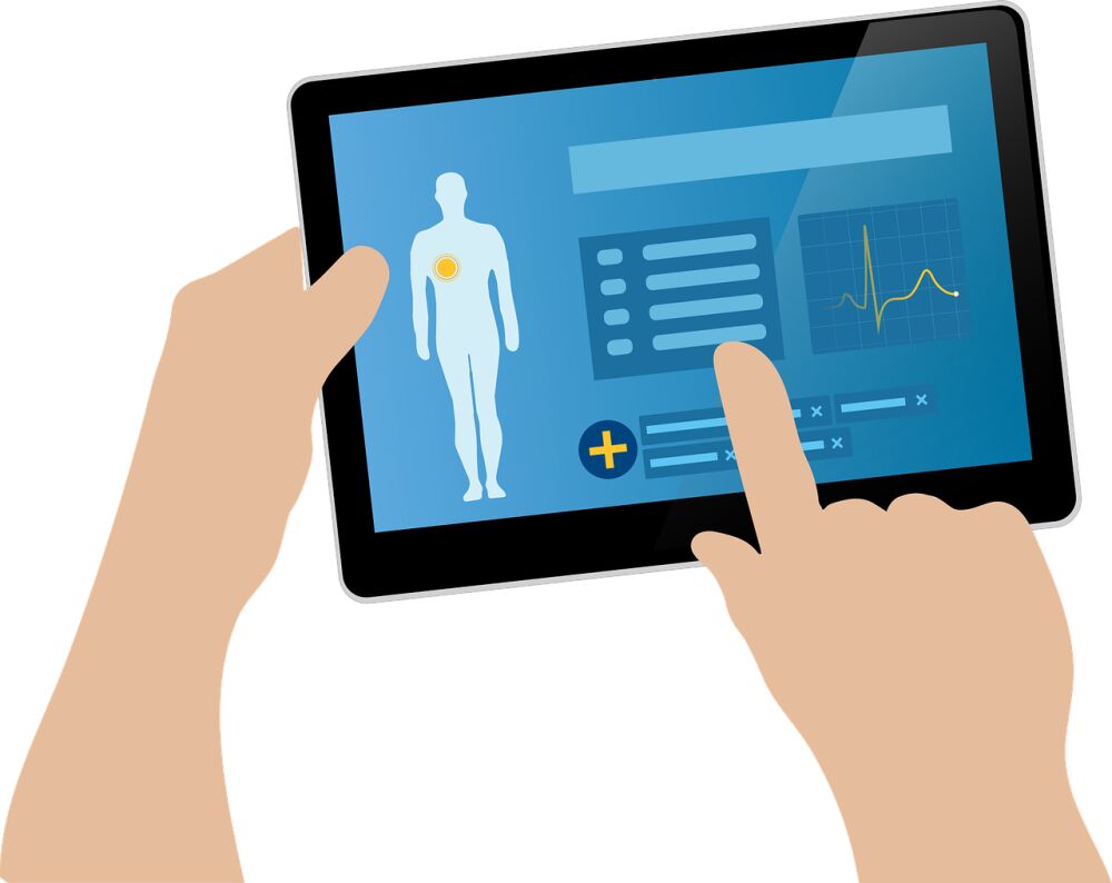 Een tablet met gedigitaliseerde data over ehealth in de zorg,